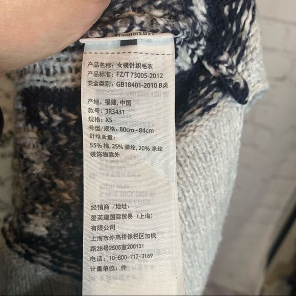 Hollister Geometric V Neck Sweater size XS Black and Gray - Picture 6 of 6